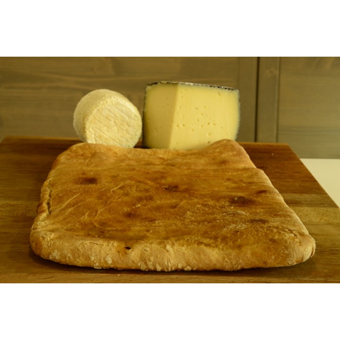 Empanada de Jamón y Queso 1.5kg.